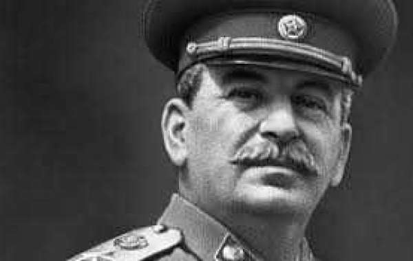 Иосиф Виссарионович Сталин сочинение – (реферат сообщение) - биография доклад кратко